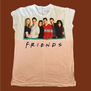 Friends Sleep Shirt size Medium